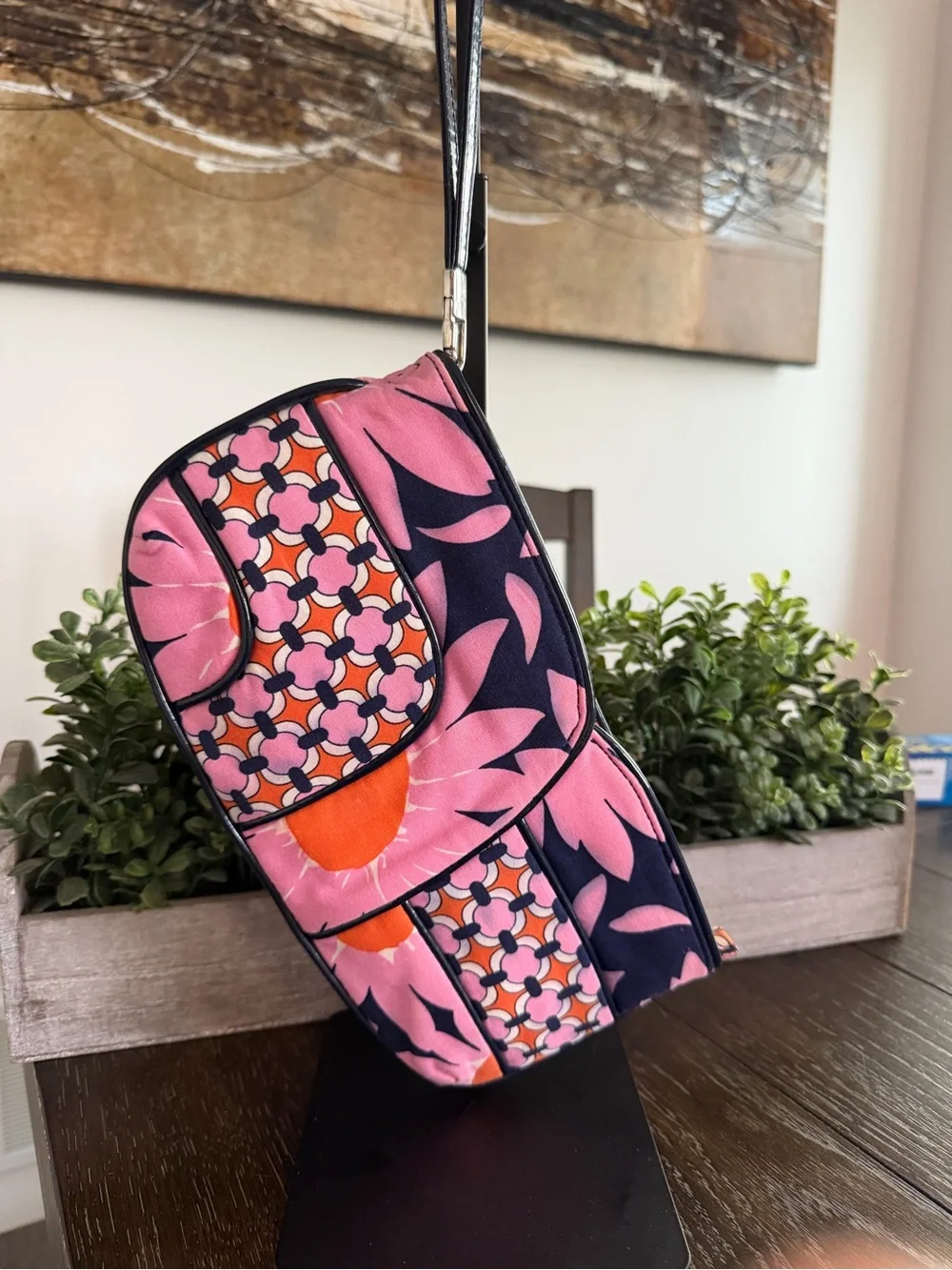 Vera Bradley “Loves Me” Floral Quilted Clutch Wristlet Pouch